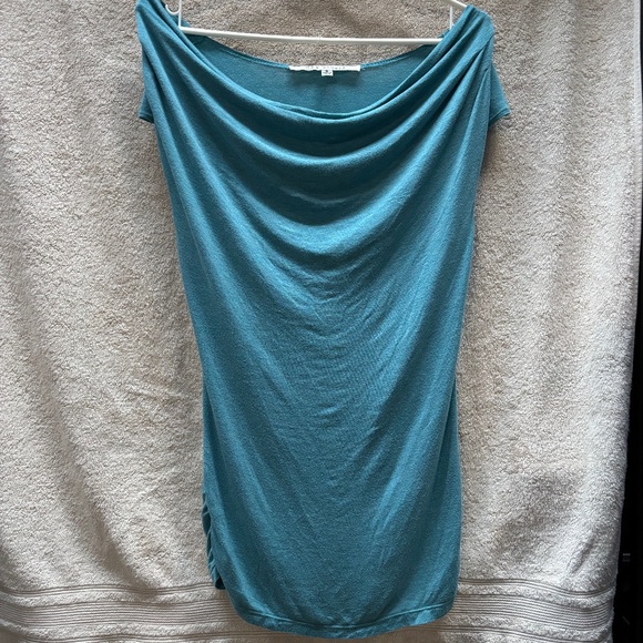 VGUC Women's Max Studio size S blue top with draping/cowl neck, gathered sides. - Picture 2 of 6